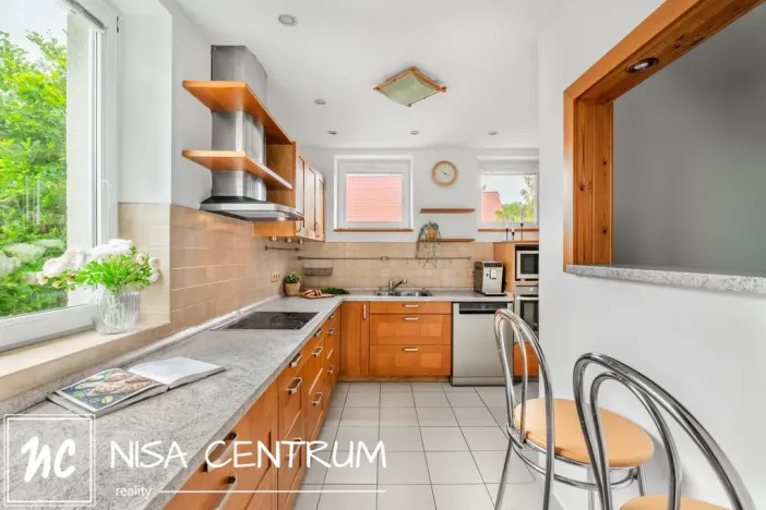 Prodej rodinného domu, Stráž nad Nisou, 270 m2