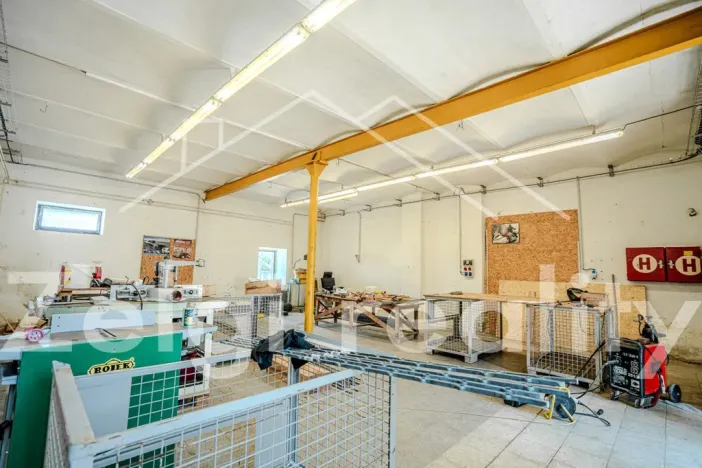 Prodej komerční nemovitosti, Velké Němčice, 1225 m2