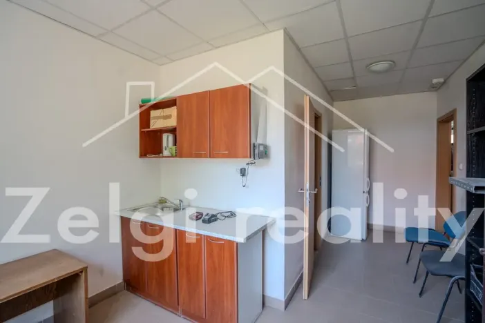 Prodej komerční nemovitosti, Velké Němčice, 1225 m2