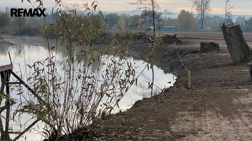 Prodej komerčního pozemku, Napajedla, 7442 m2