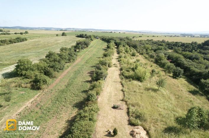 Prodej pozemku pro bydlení, Staré Město, 3731 m2