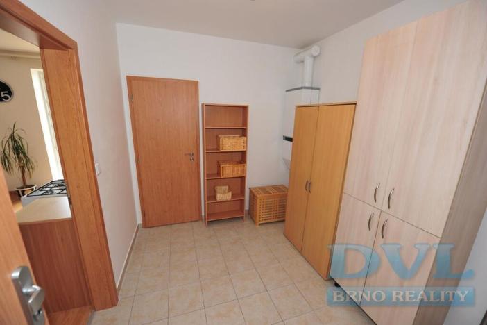Prodej bytu 1+kk, Rousínov, Nad Školou, 35 m2