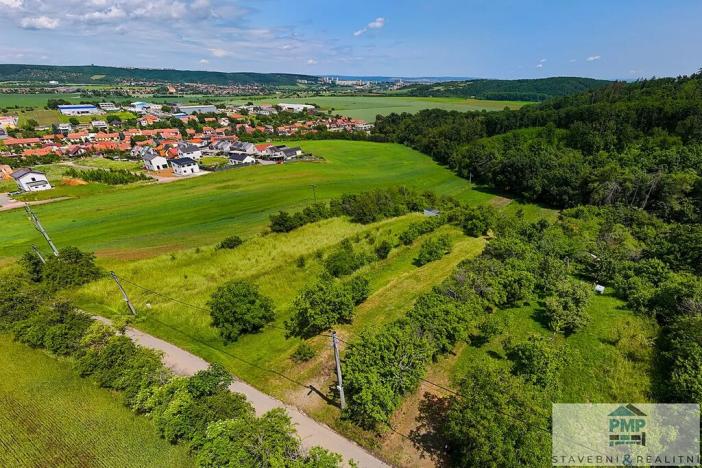 Prodej zahrady, Střelice, 1440 m2