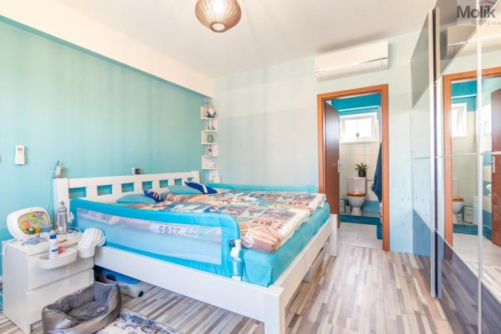 Prodej rodinného domu, Obříství, Povodňová, 150 m2