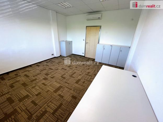 Pronájem kanceláře, Uherské Hradiště, Stojanova, 40 m2