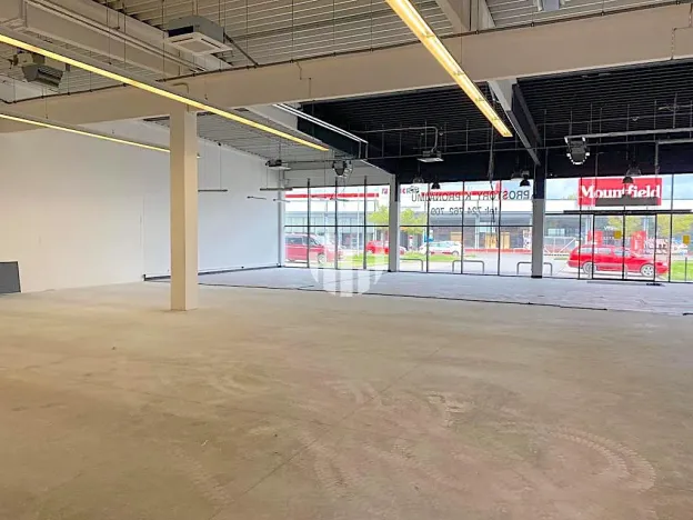 Pronájem obchodního prostoru, České Budějovice, České Vrbné, 636 m2