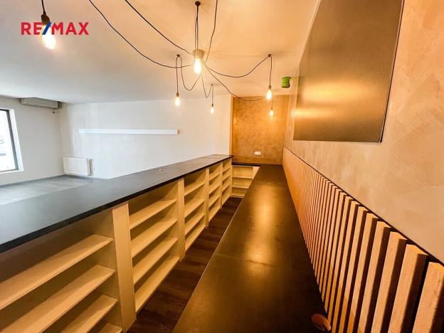 Prodej obchodního prostoru, Uherské Hradiště, Dlouhá, 75 m2