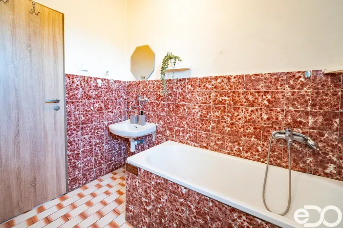 Prodej rodinného domu, Golčův Jeníkov, V Zahradách, 156 m2