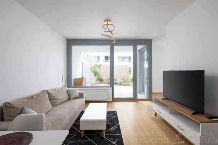 Pronájem bytu 2+kk, Praha - Jinonice, Walterovo náměstí, 49 m2