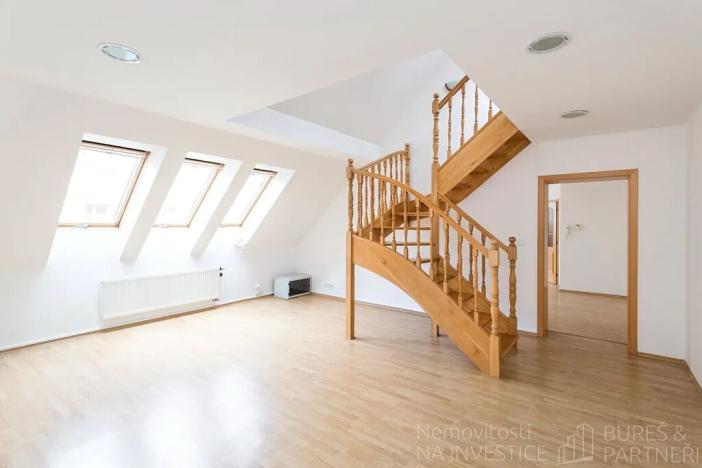 Pronájem bytu 3+1, Praha - Nové Město, Štěpánská, 121 m2