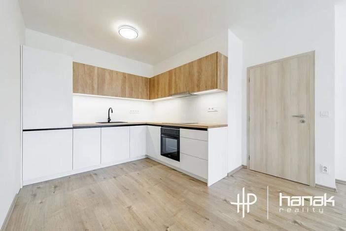 Pronájem bytu 2+kk, Olomouc, Janského, 62 m2