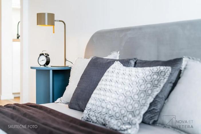 Prodej bytu 2+kk, Praha - Břevnov, Nad Kajetánkou, 42 m2