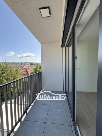 Pronájem bytu 1+kk, Zlín, Kvítková, 33 m2