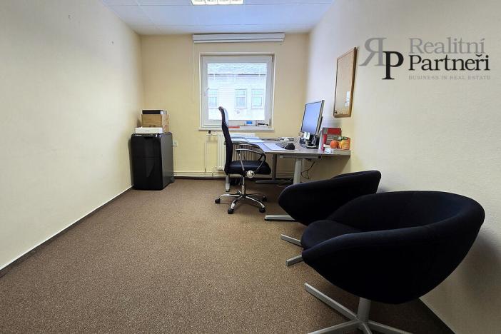 Pronájem kanceláře, Opava - Předměstí, Sadová, 99 m2