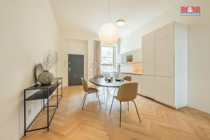 Prodej bytu 3+1, Praha - Vinohrady, Balbínova, 96 m2