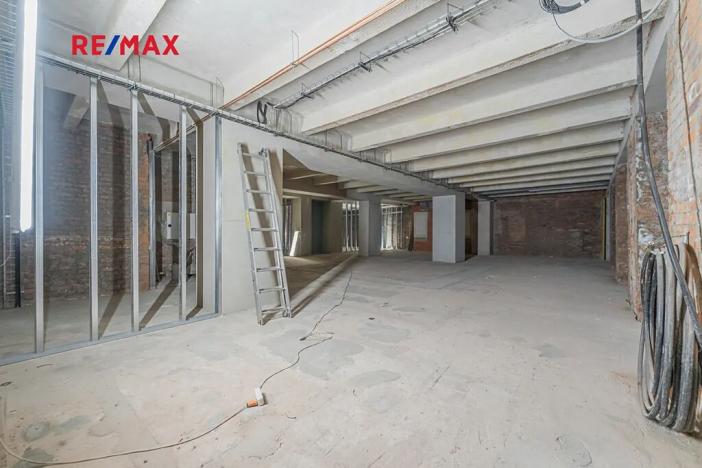 Pronájem obchodního prostoru, Praha - Nové Město, Hybernská, 526 m2