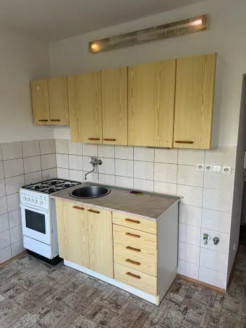 Pronájem bytu 1+1, Žatec, Husova, 36 m2