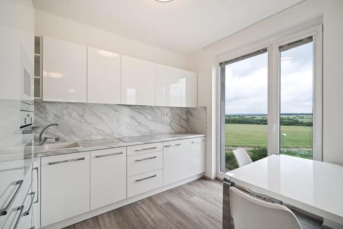 Pronájem bytu 2+kk, Praha - Dolní Měcholupy, Honzíkova, 55 m2