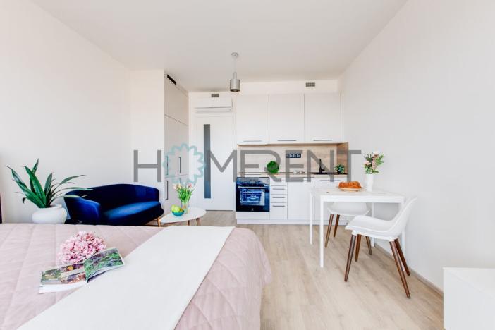 Pronájem bytu 1+kk, Praha - Žižkov, Šrámkové, 29 m2