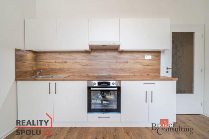 Prodej bytu 1+kk, Ostrava - Přívoz, Palackého, 21 m2