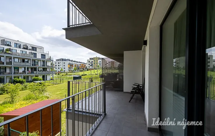 Pronájem bytu 2+kk, Horoměřice, Velvarská, 53 m2