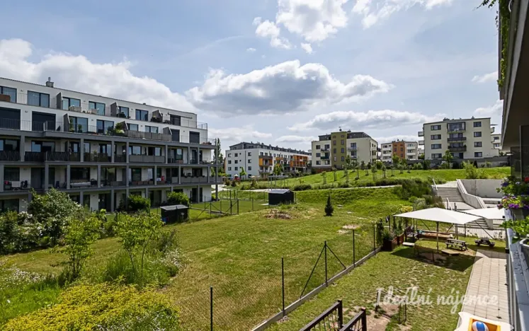 Pronájem bytu 2+kk, Horoměřice, Velvarská, 53 m2