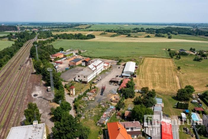 Prodej komerční nemovitosti, Heřmanův Městec, Tylova, 13943 m2