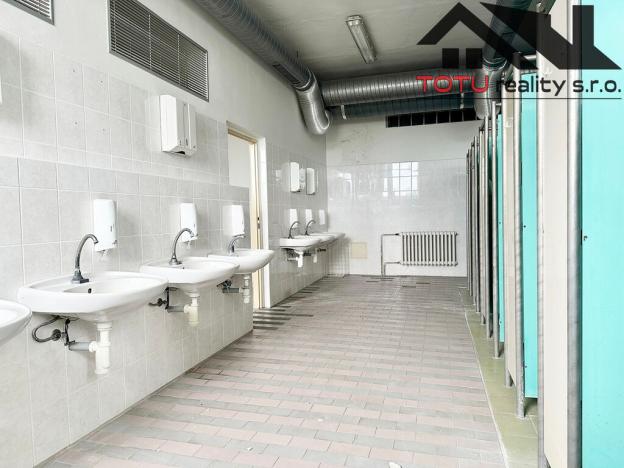 Pronájem kanceláře, Černožice, 400 m2