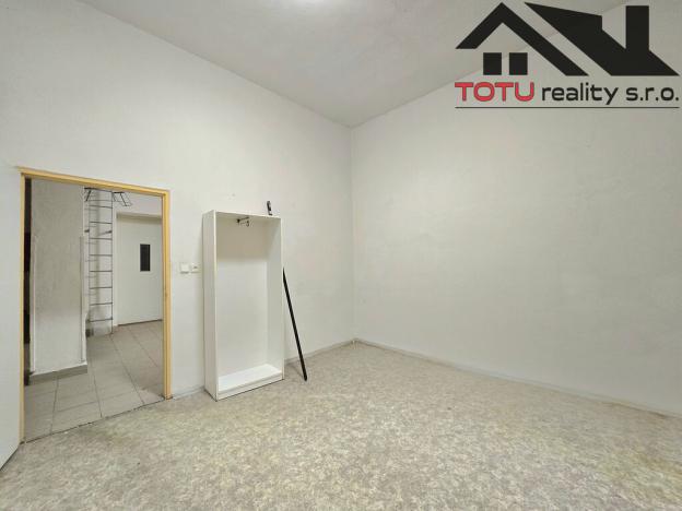 Pronájem kanceláře, Černožice, 400 m2