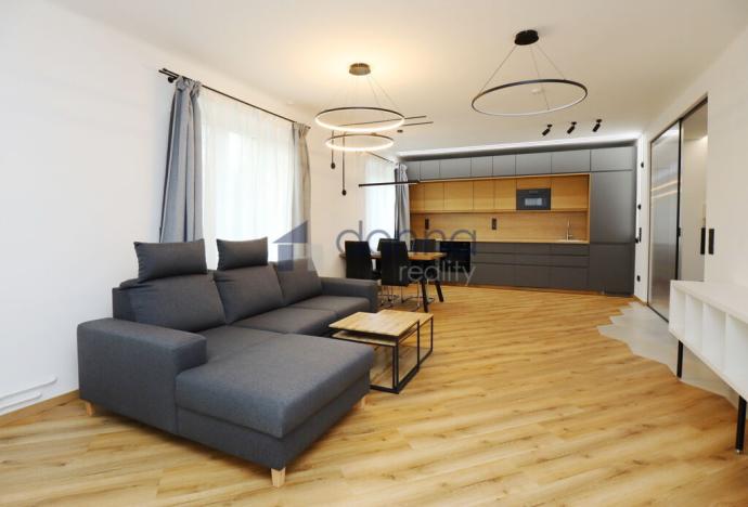 Pronájem bytu 1+kk, Praha, Bělocerkevská, 62 m2