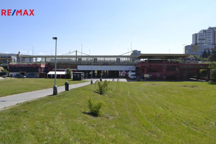 Pronájem obchodního prostoru, Praha, 42 m2