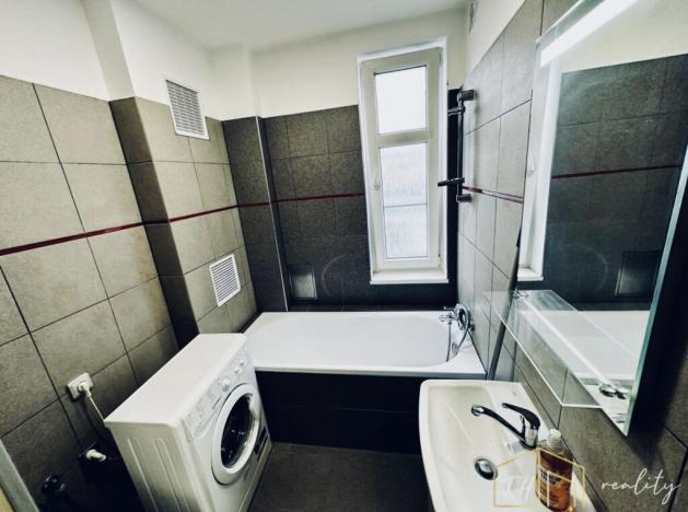 Prodej bytu 2+kk, Teplice - Trnovany, U Vlastního krbu, 50 m2