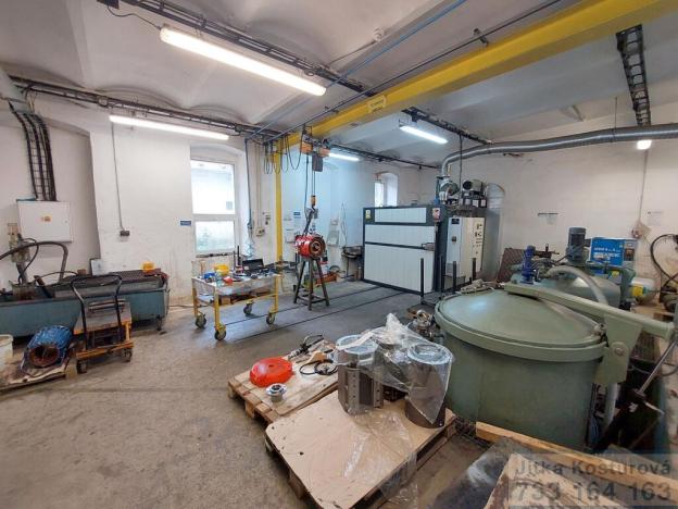 Pronájem výrobních prostor, Krnov - Pod Bezručovým vrchem, Hlubčická, 533 m2
