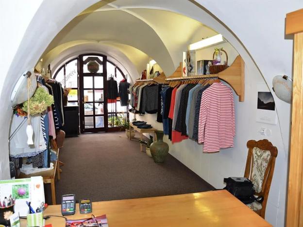 Pronájem obchodního prostoru, Jihlava, Husova, 36 m2