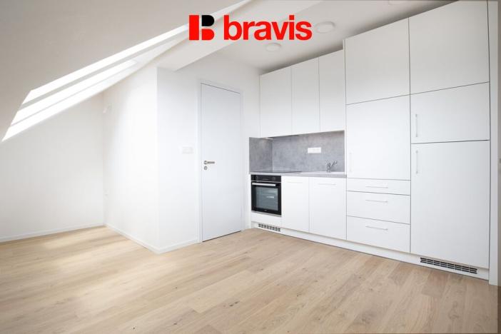 Pronájem bytu 1+kk, Brno, Zemkova, 20 m2