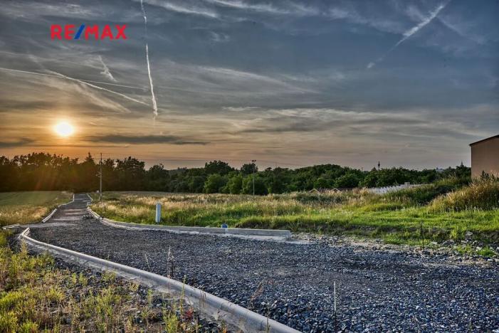 Prodej pozemku pro bydlení, Týnec nad Labem, 904 m2