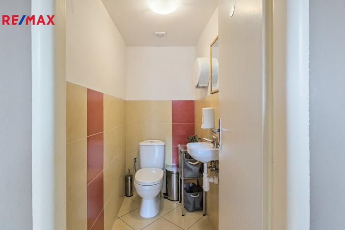 Pronájem komerční nemovitosti, Praha - Nusle, Bohuslava ze Švamberka, 11 m2