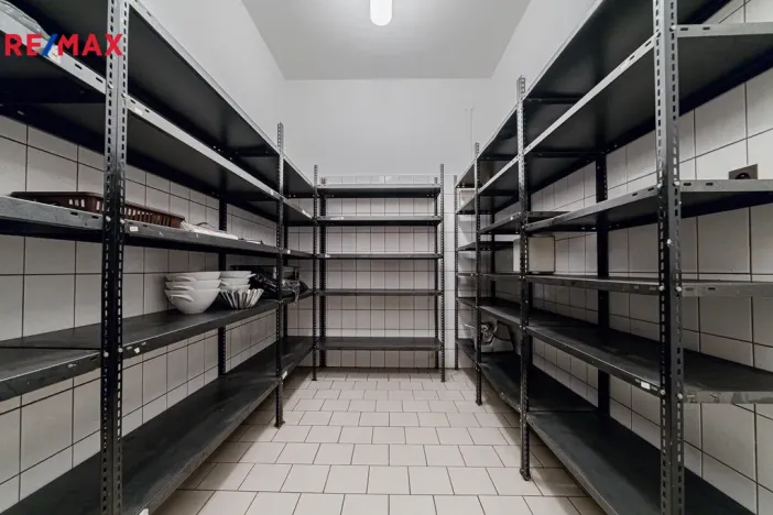 Prodej ubytování, Havířov - Šumbark, U Nádraží, 595 m2