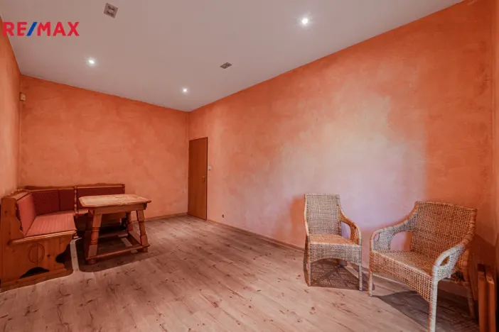 Prodej ubytování, Havířov - Šumbark, U Nádraží, 595 m2