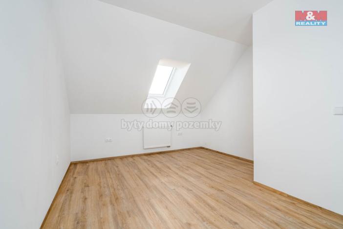 Prodej bytu 3+kk, Třebechovice pod Orebem, Masarykovo náměstí, 93 m2