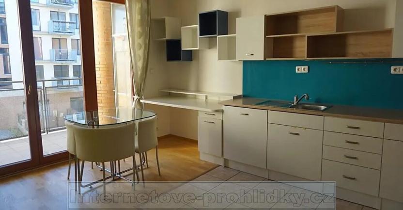 Pronájem bytu 2+kk, Praha - Dejvice, Lindleyova, 70 m2