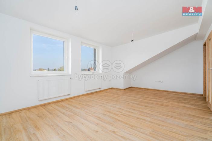 Prodej bytu 3+kk, Třebechovice pod Orebem, Masarykovo náměstí, 94 m2