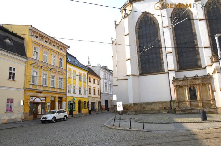 Pronájem obchodního prostoru, Olomouc, Opletalova, 85 m2