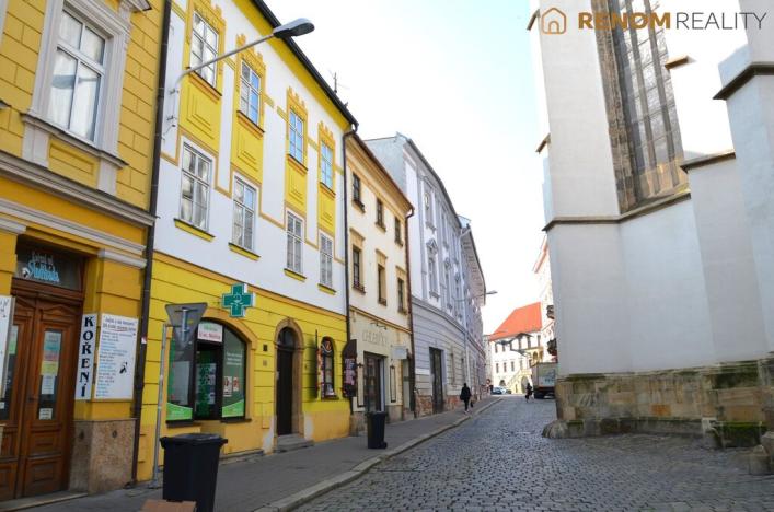 Pronájem obchodního prostoru, Olomouc, Opletalova, 85 m2