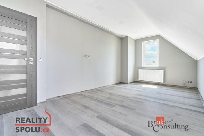 Prodej rodinného domu, Smolné Pece, 202 m2