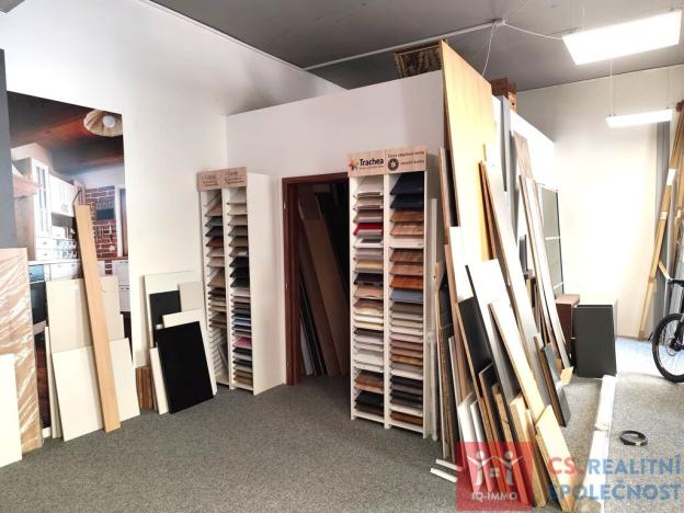 Pronájem obchodního prostoru, Znojmo, Vídeňská třída, 98 m2