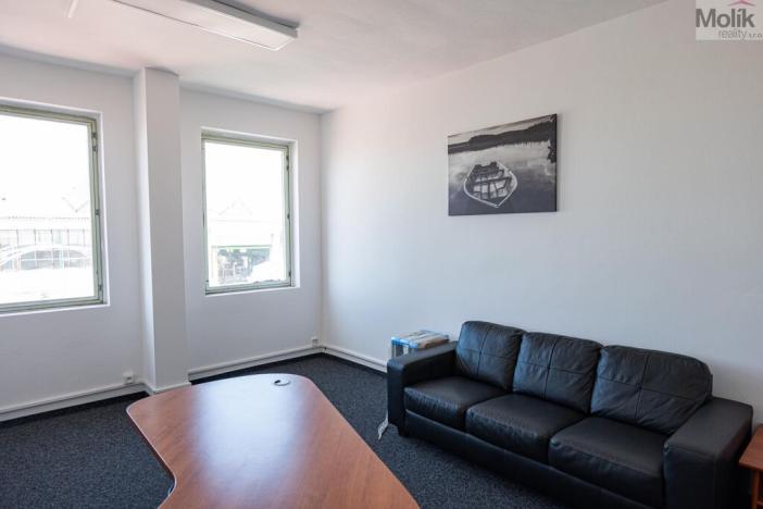 Prodej skladu, Most - Čepirohy, 6000 m2