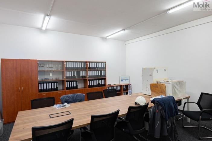 Prodej skladu, Most - Čepirohy, 6000 m2