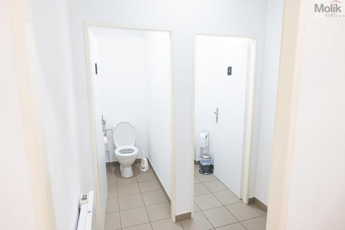 Prodej skladu, Most - Čepirohy, 6000 m2