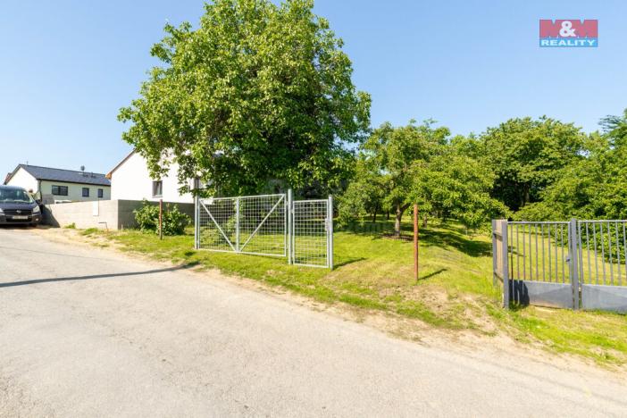 Prodej pozemku pro bydlení, Výrov - Hadačka, 1726 m2